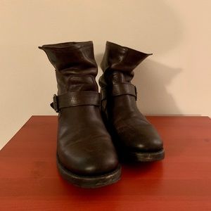 Natalie Short Engineer (Charcoal)